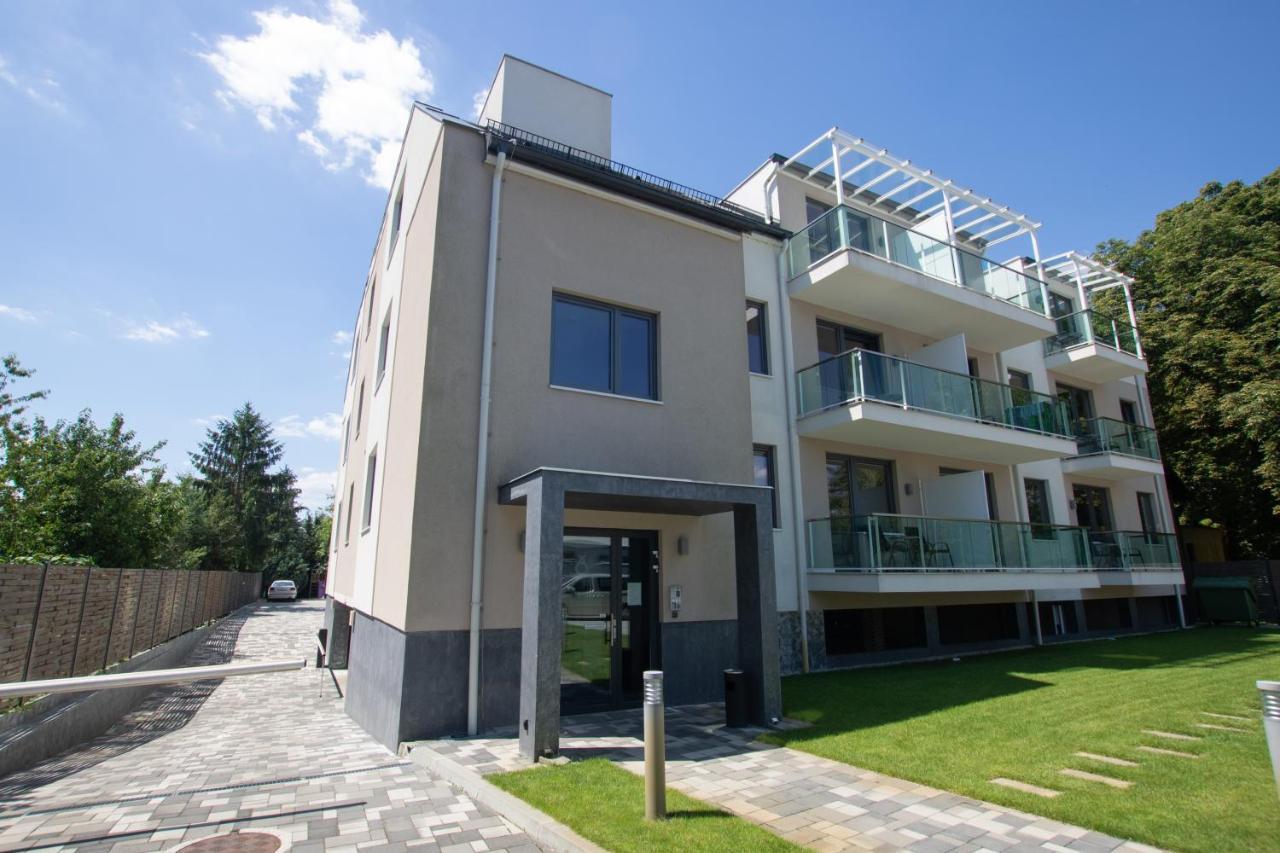Vision Apartman Шарвар Экстерьер фото